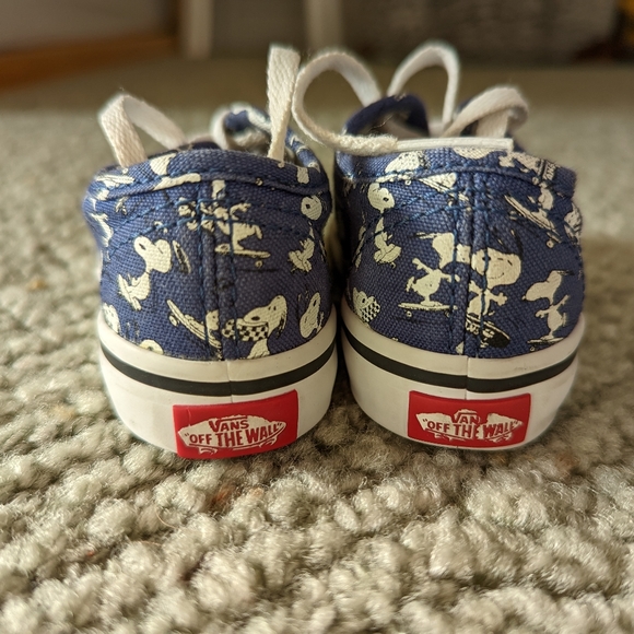 Vans authentic peanuts snoopy skate shoes size toddler 4 - Picture 3 of 6